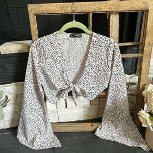 Shein tie top, barely worn but so cute with jeans or jean shorts